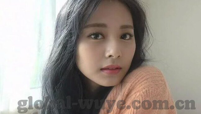 人妻精品在线-品味生活，人妻精品的在线选择与价值